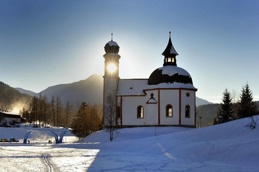 Landhaus Am Golfplatz Seefeld in Tirol Kültér fotó